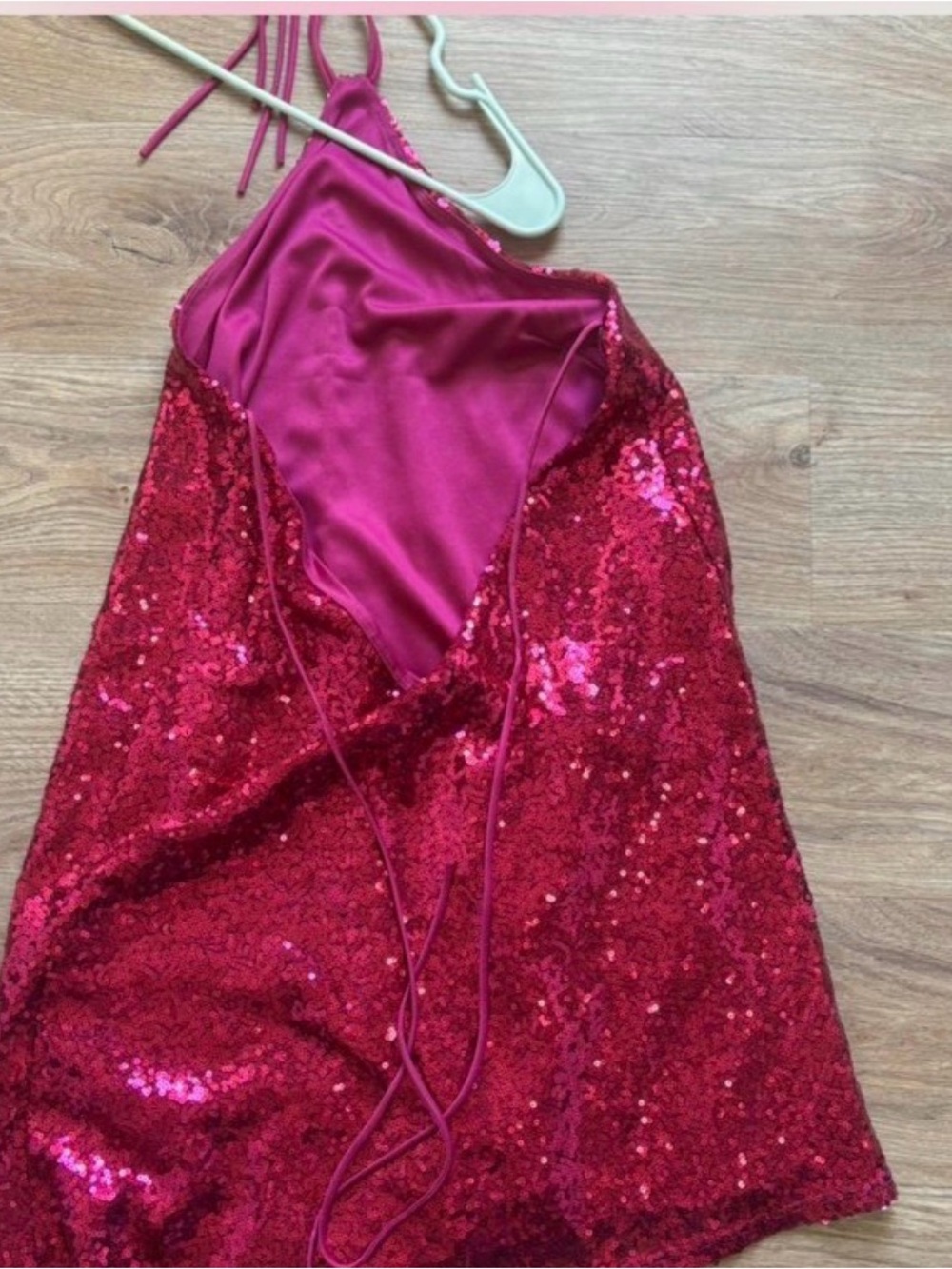 Pink sequin dress - Picture 2 of 3